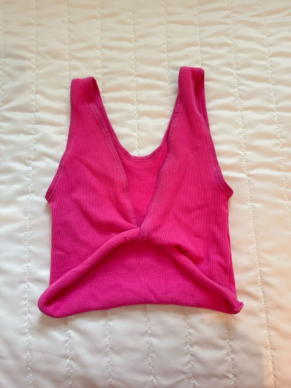 Urban Outfitters Wrap It Up Seamless Reversible Hot Pink Ribbed Tank - Picture 1 of 7